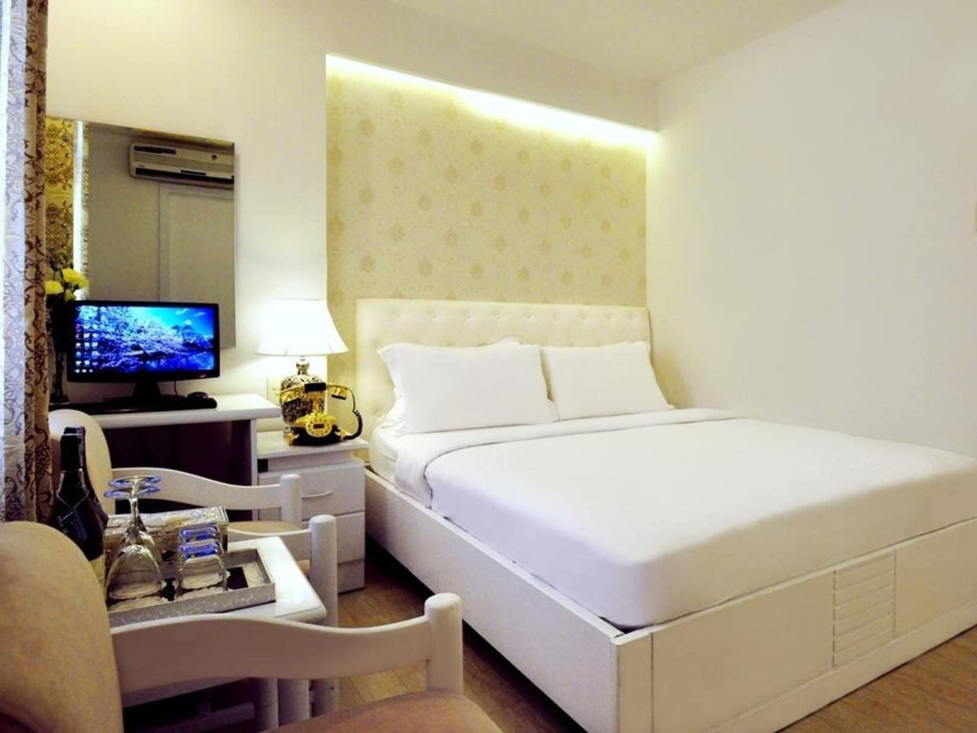 The White Hotel 8A Thai Van Lung Ho Chi Minh-stad Buitenkant foto