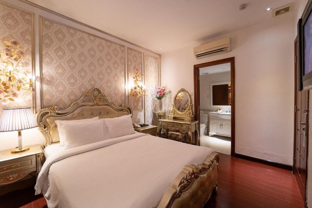 The White Hotel 8A Thai Van Lung Ho Chi Minh-stad Buitenkant foto